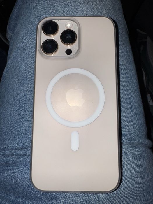 Iphone 16 pro max 256 gb desert 92 battarey holati ideal usta kormagan