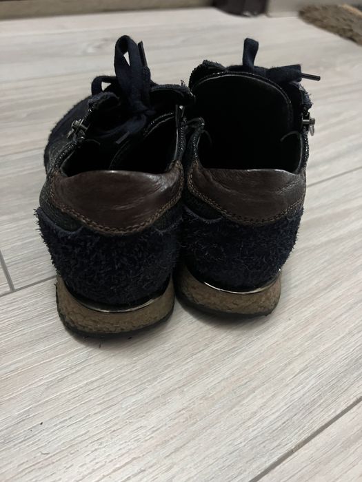 Adidasi Red Rag dama