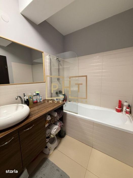 Apartament de vanzare, 3 camere, 80 mp, zona Eroilor!