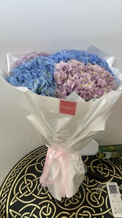 Продам цветы свежие букетв