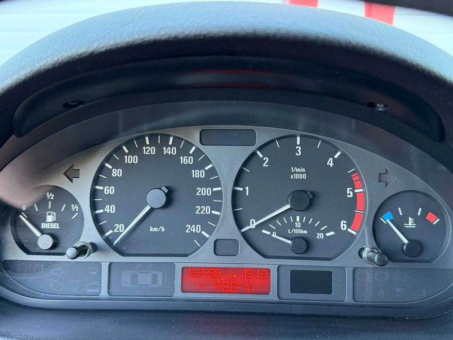 BMW 320 D 2001г.