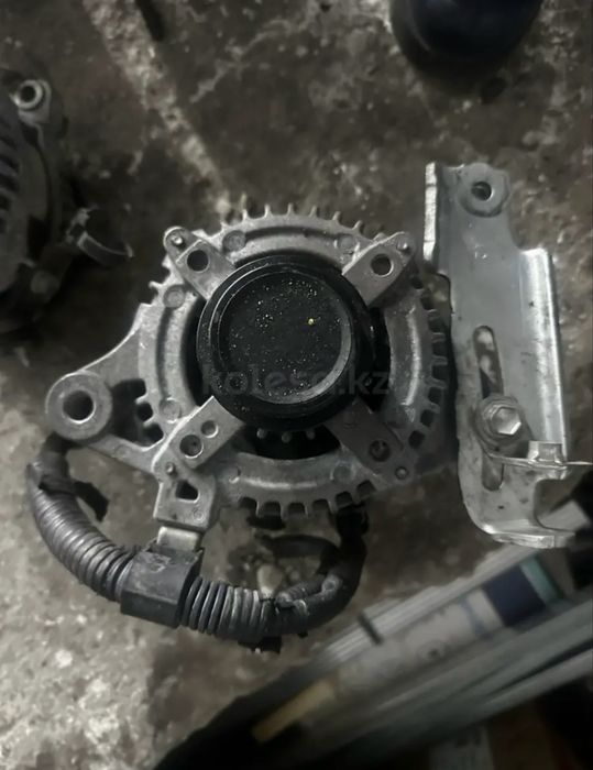 Тойота Лексус генератор стартер привозной