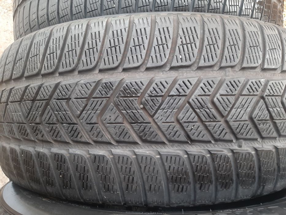 Продам шины 255/50/20 пирелли
