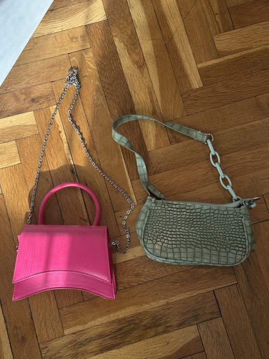 Малки чанти с дръжка