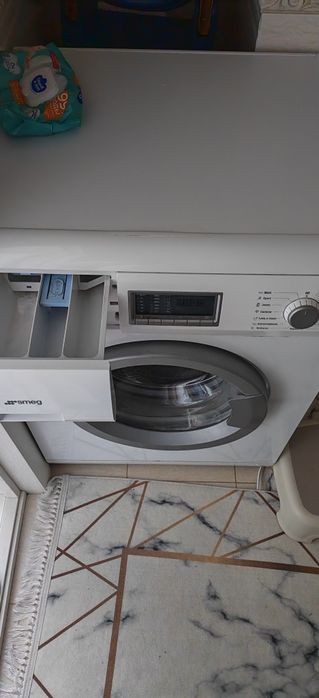 Продам стиральную машинку