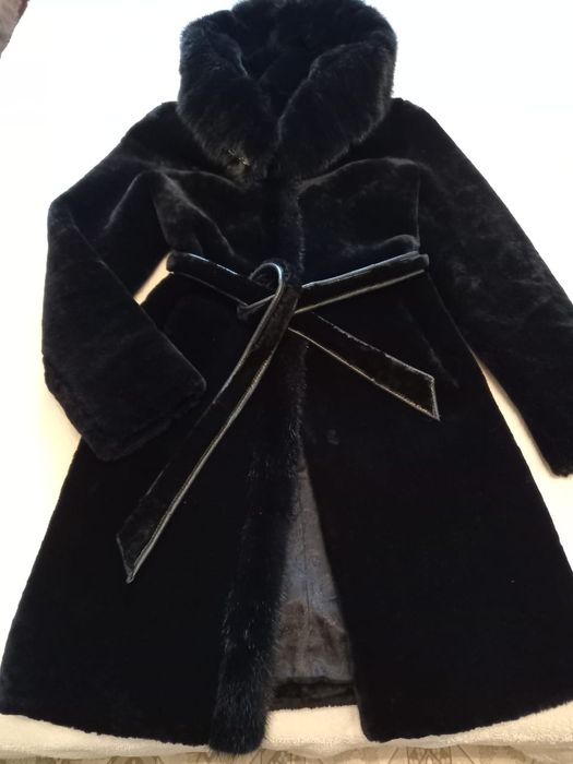 Шуба мутоновая женская