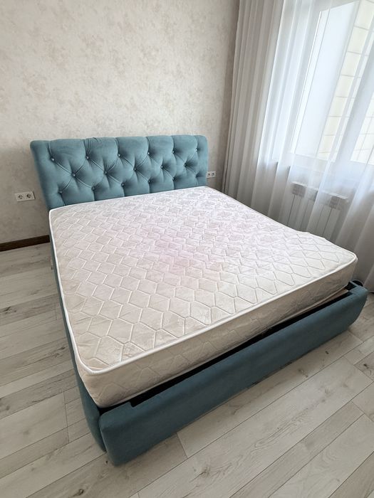 Кровать двухспальня