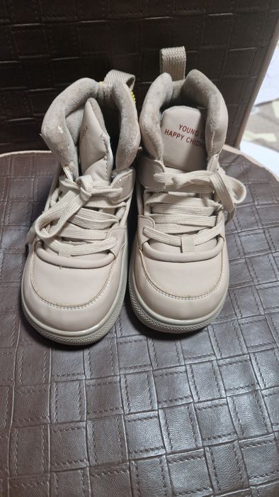 Детская обувь на 32 или на 33 подойдёт