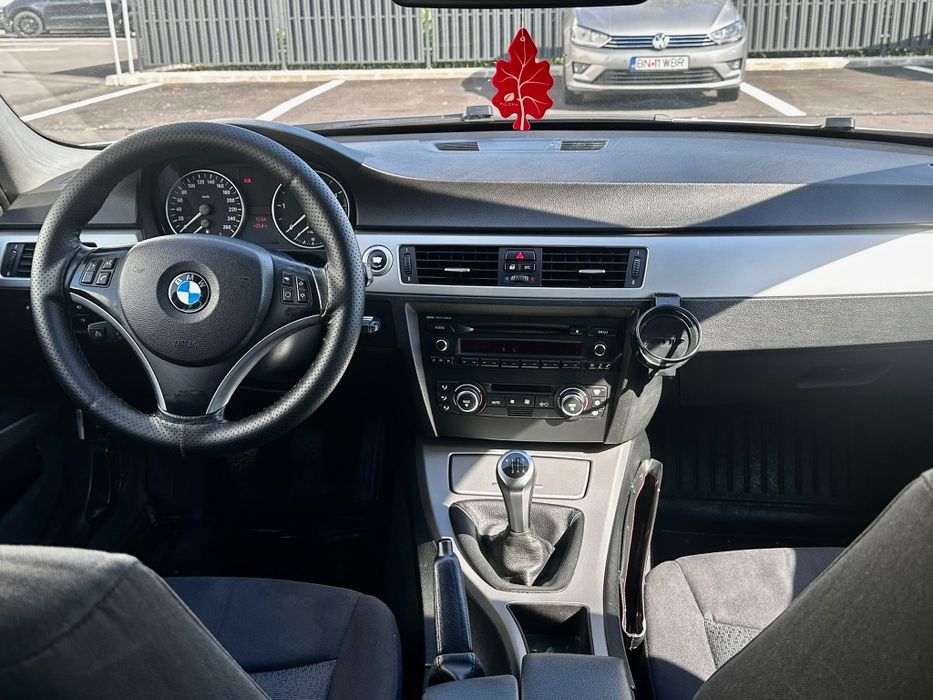 BMW Seria 318D E91  an 2008 N47 in stare perfecta