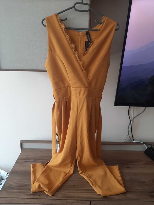 Елегантен гащеризон