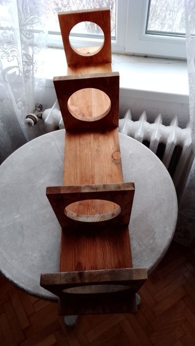 Suport pentru ghivece cu flori