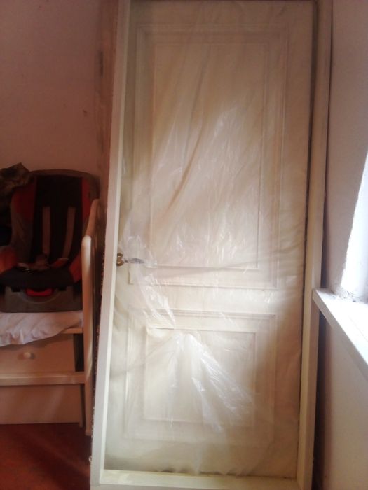 Срочно продам межкомнатные двери