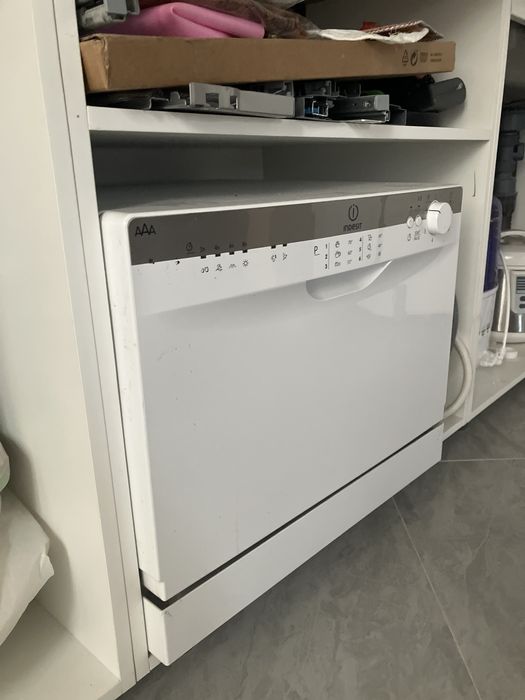 Посудамоечная машина indesit