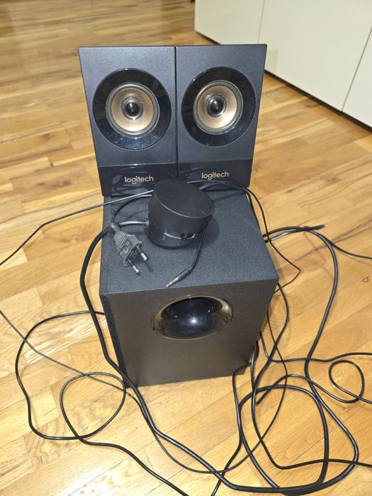 Boxe Logitech 2.1 Z533, 60W RMS