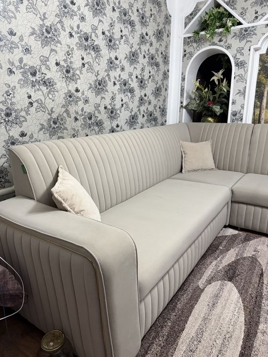 Диван/мягкая мебель