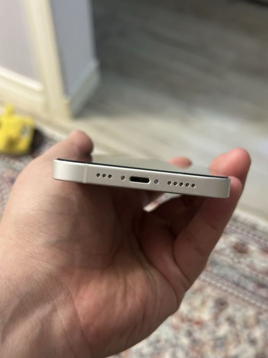 Продам iPhone 14 128Gb