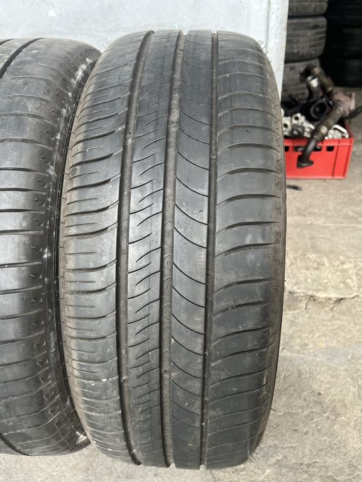 4 бр. летни гуми 205/55/16 Michelin DOT 4016 2x6 mm 2x5 mm