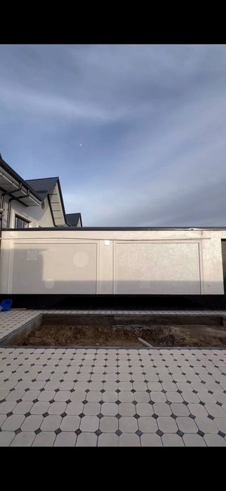 Yangi uy Orom kafe yonida sotiladi