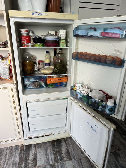 Продам холодильник