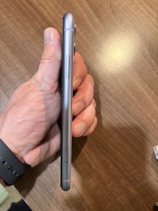 iPhone 11 purple 128 GB