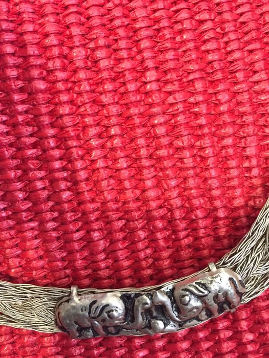 Дамско колие сребристо