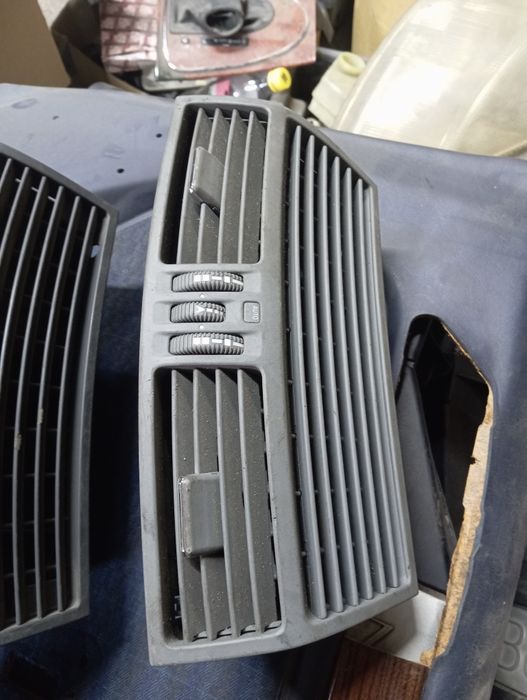 Дефлектор Mercedes W220