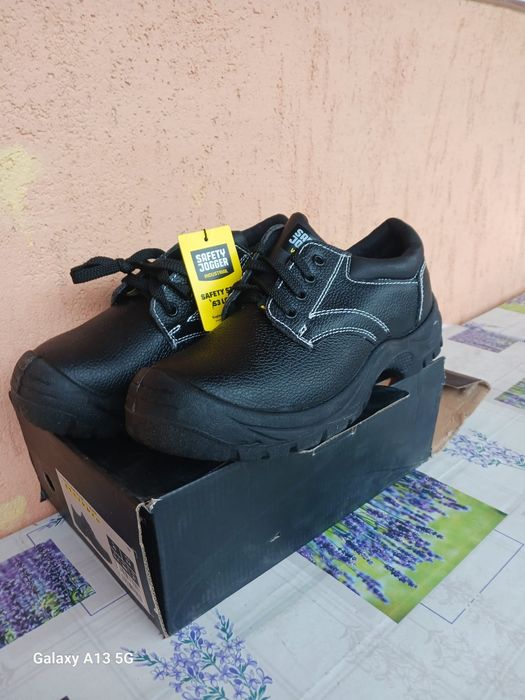 bocanci safety jogger