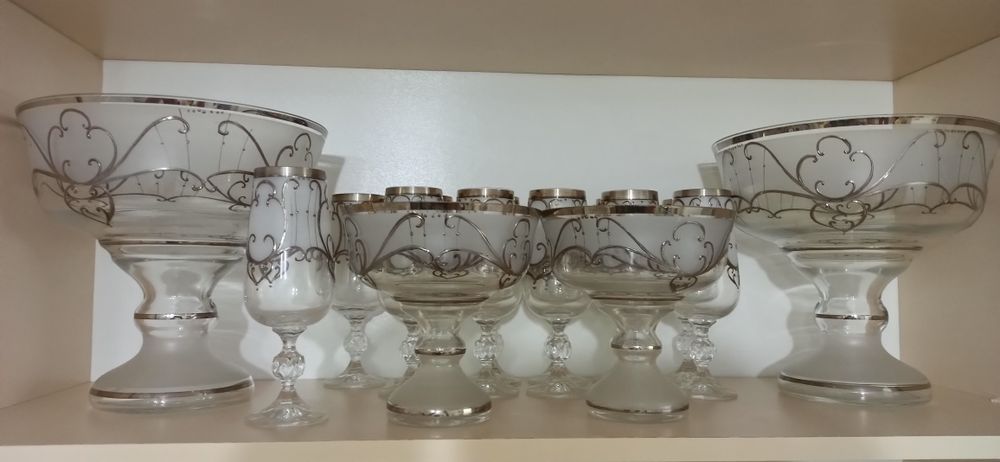 Срочно продам фруктовница