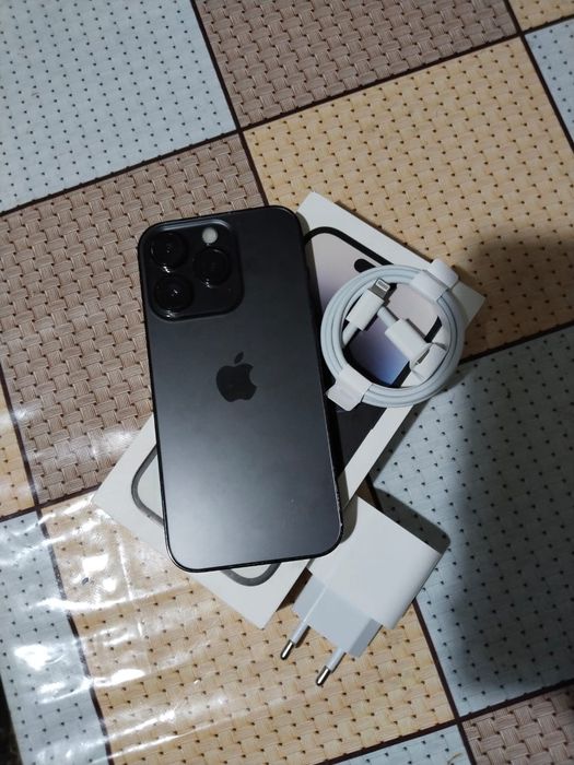Продам iPhone 14 pro