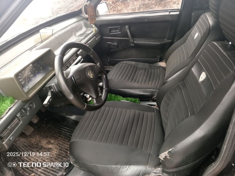 Лада 21093 йили 1993