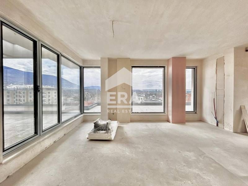 Продава се Тристаен апартамент в София, Кръстова вада - 169 кв.м за 2219 €/кв.м - Снимка #2