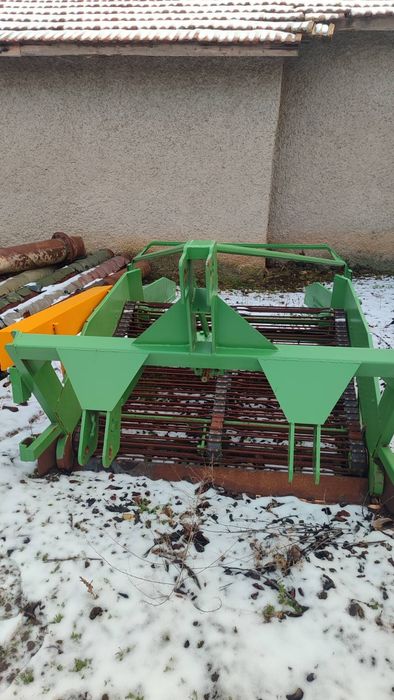 Картофовадачка става и за лук.