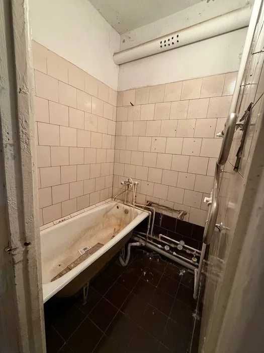 Арзон нархда 2 хонали квартира сотилади 6 микрн