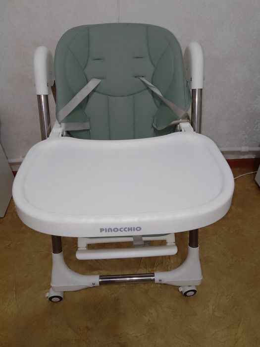 Детский стол для кормления