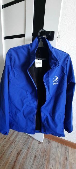 продам мужские куртки