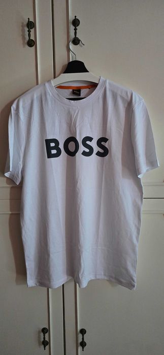 Мъжки тениски BOSS /с къс ръкав/ - различни цветове и размери