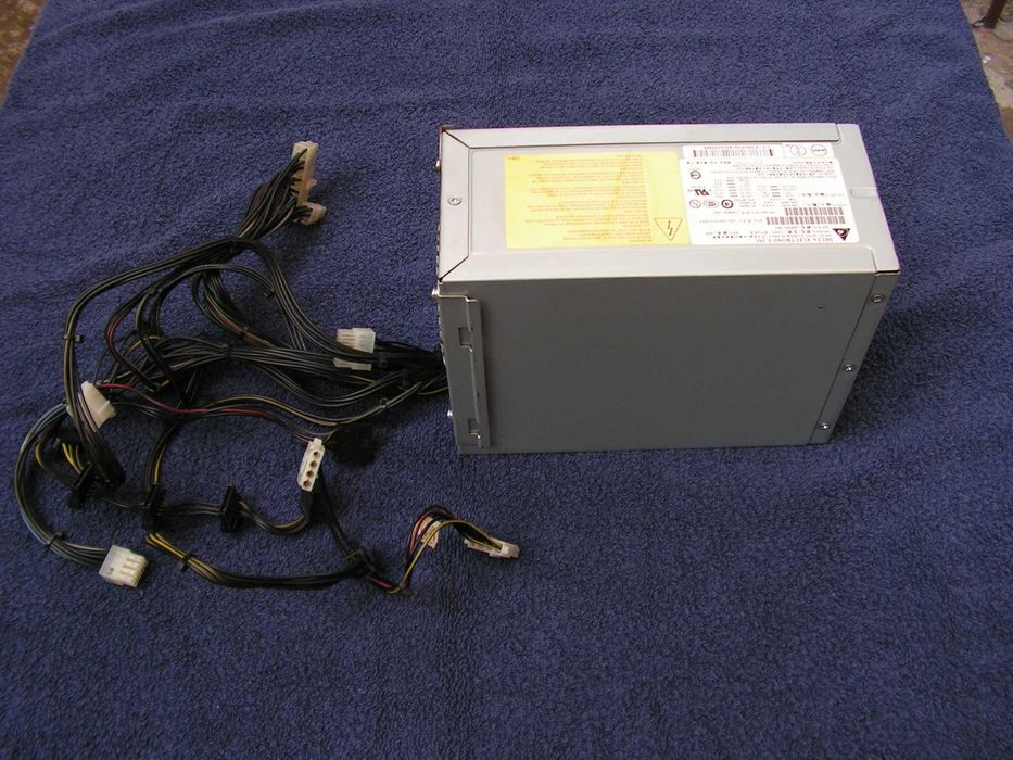 Импулсно захранване Delta TDPS-825AB В - 800 W , за станция XW9300