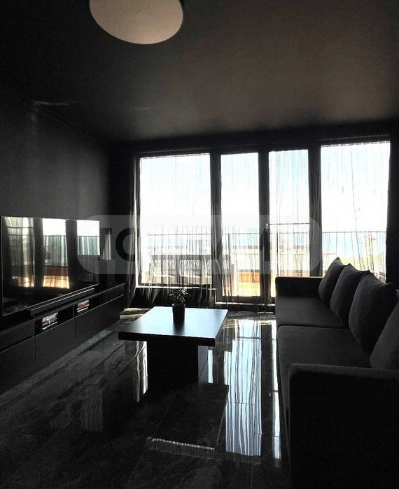 Дава се под наем Тристаен апартамент в Варна, Галата - 120 кв.м за 1500 € - Снимка #5