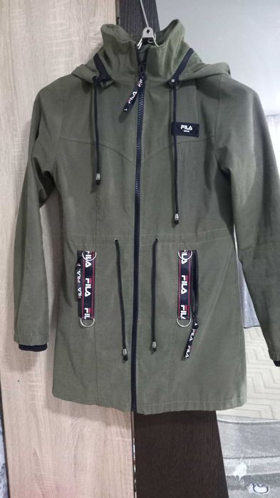 Продам джинсовки женские