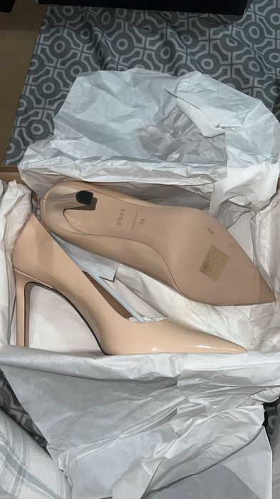 Pantofi toc purtați o singură dată