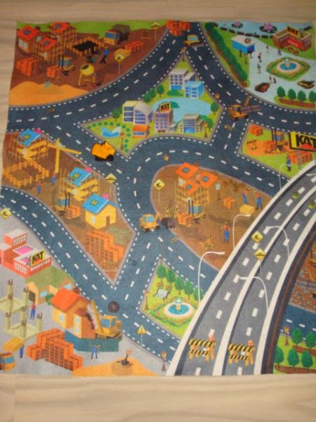 различни играчки