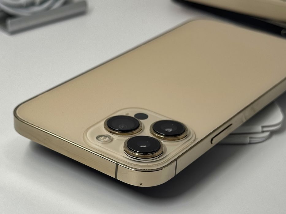 iPhone 13 Pro Max, 256GB, Gold, 100% батерия, КАТО НОВ, ГАРАНЦИЯ!