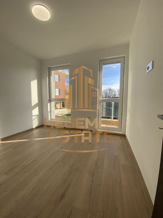 Продава се Двустаен апартамент в Варна, Възраждане 3 - 50 кв.м за 2060 €/кв.м - Снимка #4
