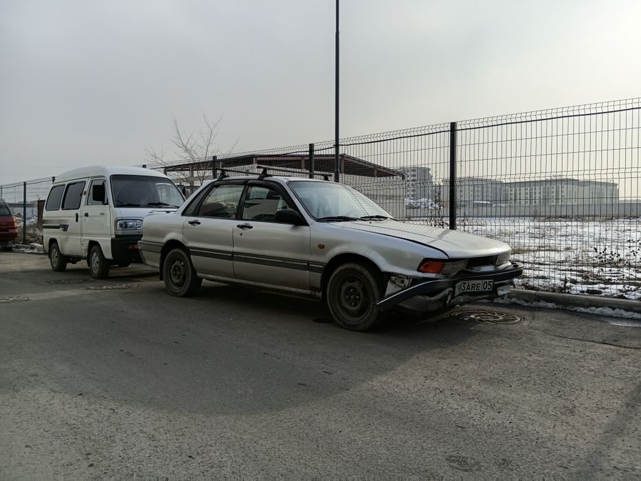 Продам машину галант