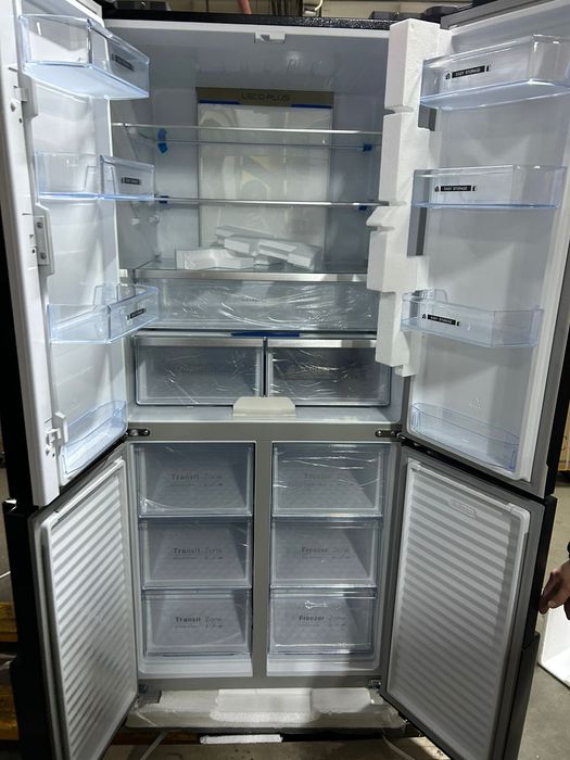 Продам новый холодильник Maunfeld