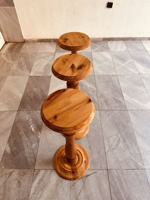 Комплект 3 масивни дървени поставки / pedestal tables / rustic pine