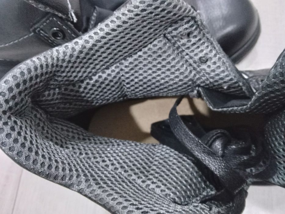 Ботинка сатылады