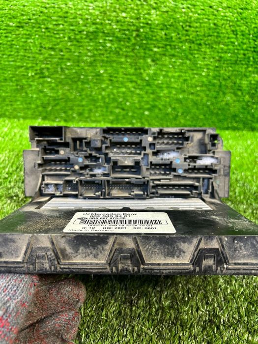 Блок предохранителей SAM СаМ Мерседес Мерс цешка 203 w203