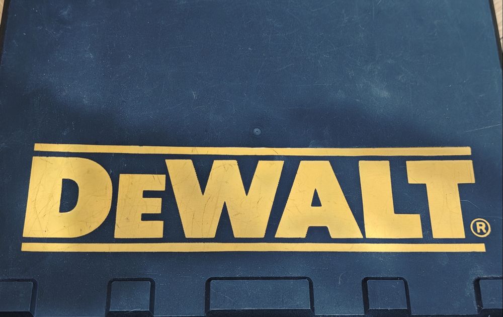 Акумулаторен ударен винтоверт DeWALT DCD776, 18 v