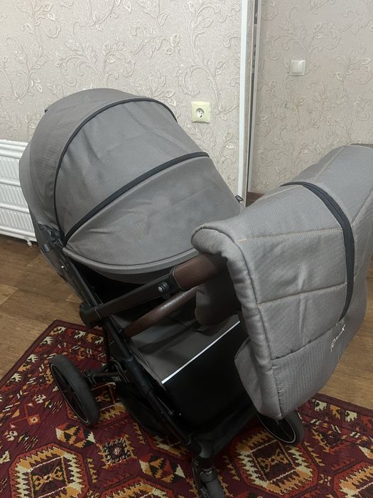 Коляска детская, всесезонная